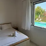 Holiday home Nikludin & Laganas