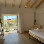 Nikludin & Holiday home
