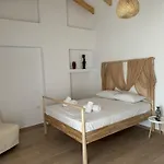 Nikludin & Holiday home *