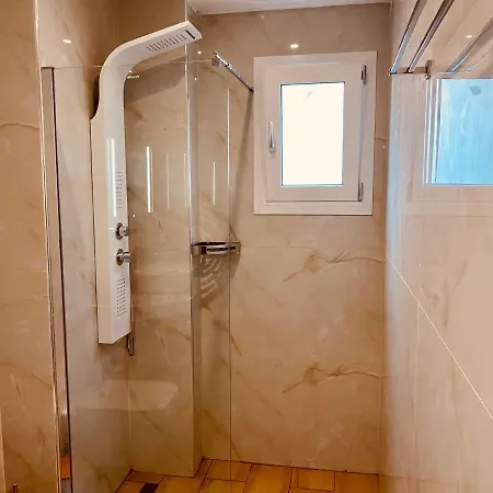 Nikludin Suites&studios Laganas