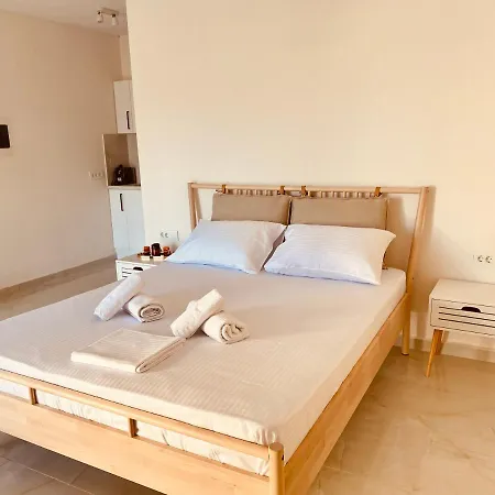 Nikludin Suites&studios Сasa de vacaciones *