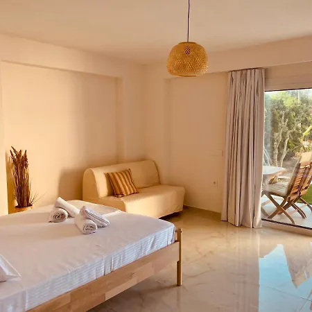 Holiday home Nikludin & Laganas