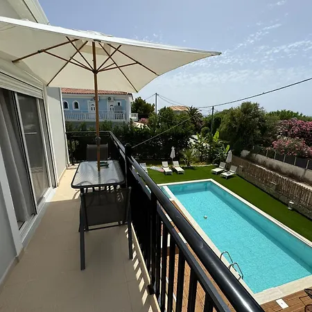 Ferienhaus Nikludin & Laganas