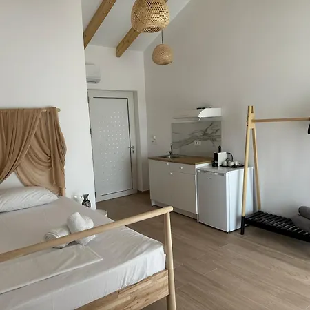 Nikludin & * Laganas