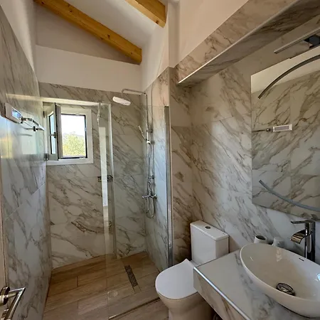 Nikludin Suites&studios Сasa de vacaciones *