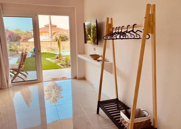 Nikludin & Tatil Evi