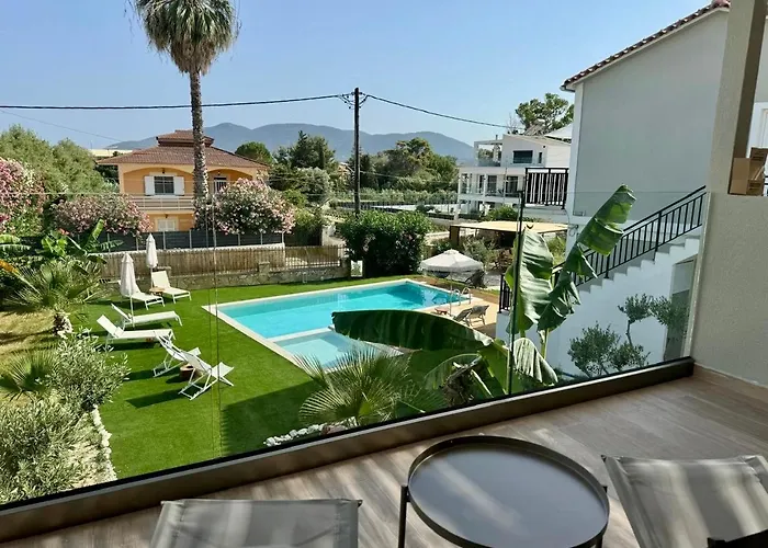 Nikludin & Tatil Evi