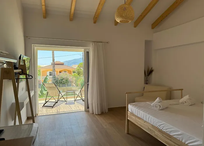 Nikludin & * Laganas