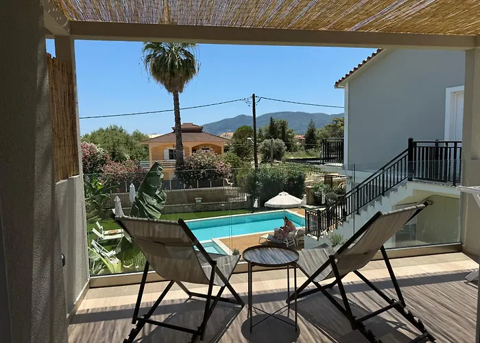 Nikludin & Ferienhaus Laganas