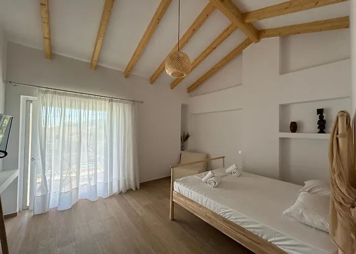 Nikludin & Tatil Evi *
