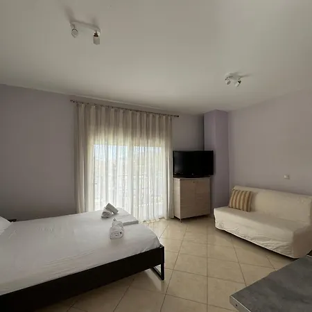 Nikludin & Dom wakacyjny Laganas